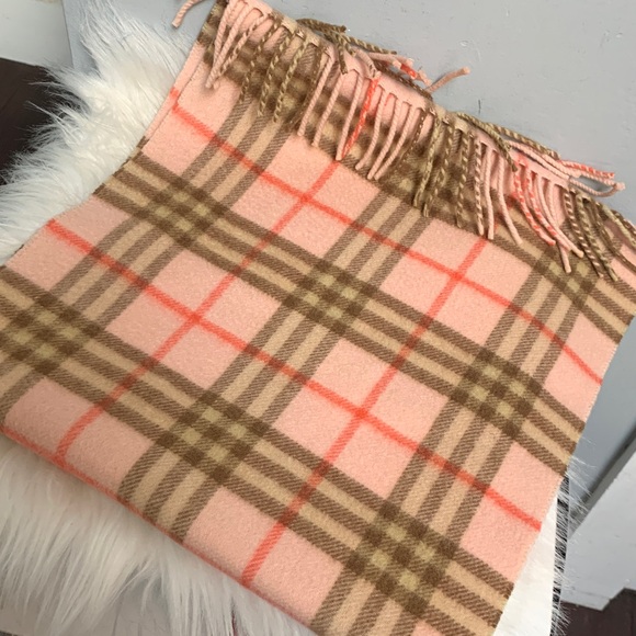 Authentic Burberry pink check 100% cashmere scarf - Picture 14 of 16